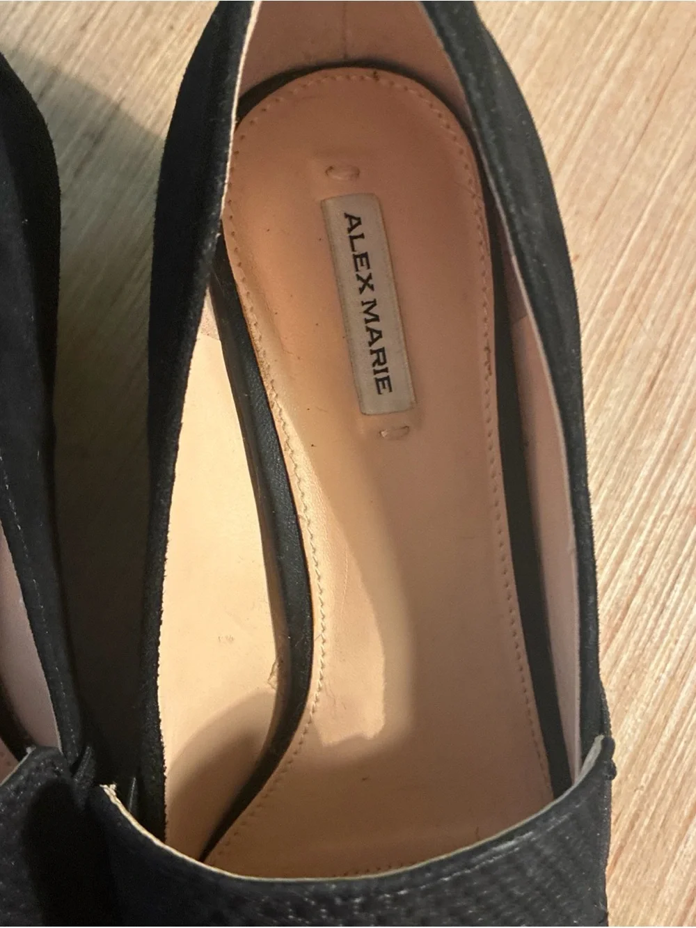 Alex Marie Black wedged Textured Slip-On Flats Sz 8.5